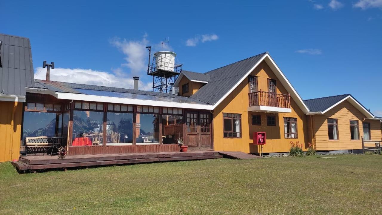 Hosteria Lago Del Toro Torres del Paine National Park Exterior photo